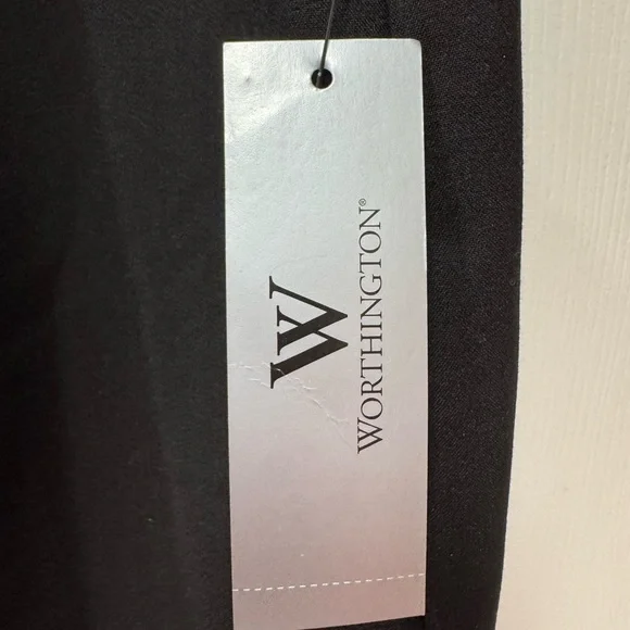 BRAND NEW Worthington black skirt size 16 - Picture 2 of 4